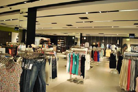 平和商场里的店面怎么装修？